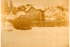 Flavel House Grounds and the Carriage House with Snow
