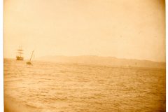 Columbia River view with a Sailing Ship and Butterfly sailing gillnet boat Columbia River view with a Sailing Ship and Butterfly sailing gillnet boat